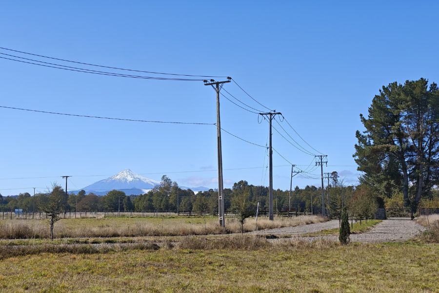 EN VENTA: Parcela de 5.000 m² con Cabaña y Borde de Río Cruces